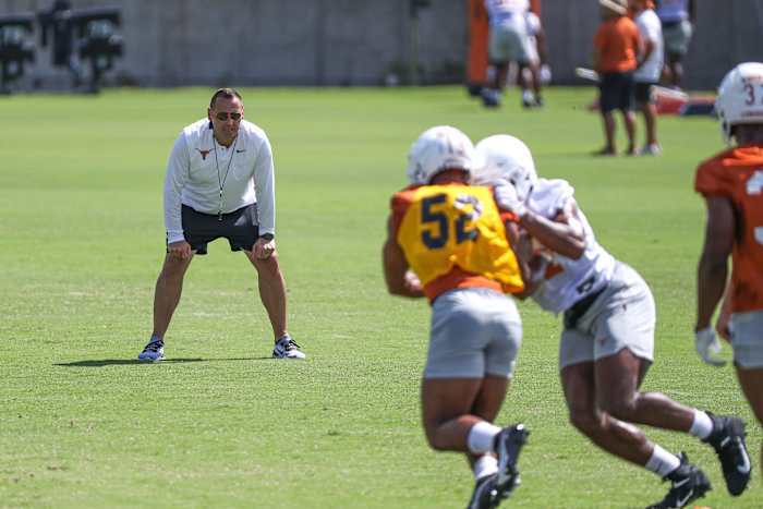 Texas coach Steve Sarkisian named Quinn Ewers, the redshirt freshman transfer from Ohio State who has not thrown a pass in a college game, his starting quarterback for the Sept. 3 season opener against Louisiana-Monroe. Ewers beat out Hudson Card for the starting spot. Sarkisian